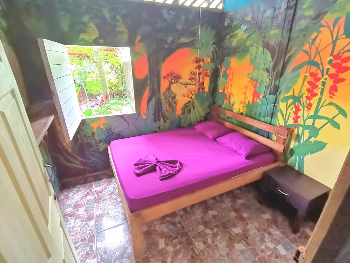 Puerto Viejo de Talamanca Oasis 호스텔 외부 사진