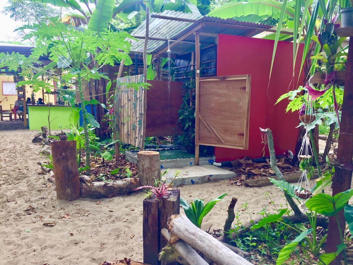 Puerto Viejo de Talamanca Oasis 호스텔 외부 사진