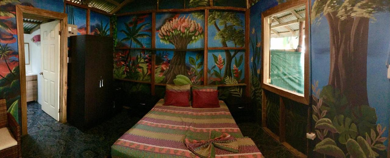 Puerto Viejo de Talamanca Oasis 호스텔 외부 사진